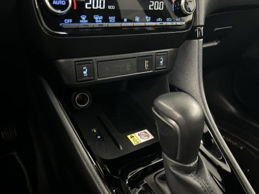 Toyota Yaris 1.5 Hybrid Executive Premium Pack ActivLease financial lease
