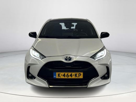 Toyota Yaris 1.5 Hybrid Executive Premium Pack ActivLease financial lease