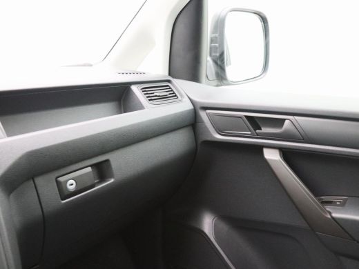 Volkswagen Caddy 1.4 TSi 125 Pk Automaat | Trekhaak | Cruise Control | Bluetooth | Airco | Schuifdeur rechts | Ele... ActivLease financial lease