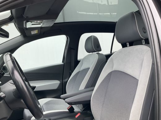 Volkswagen ID.3 Pro 58 kWh HUD Carplay Adap.Cruise Cam Elek.Stoel Sfeerverlichting! ActivLease financial lease