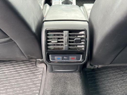 Volkswagen Passat Variant 1.4 TSI PHEV GTE Business | 218Pk | Pano Dak | trekhaak | LED | Area View | 18Inch | Lede... ActivLease financial lease