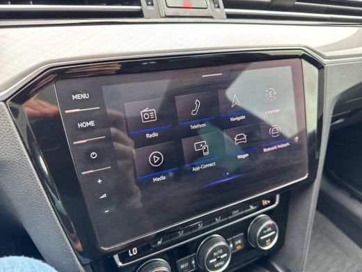 Volkswagen Passat Variant 1.4 TSI PHEV GTE Business | 218Pk | Pano Dak | trekhaak | LED | Area View | 18Inch | Lede... ActivLease financial lease