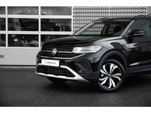 Volkswagen T-Cross Life Edition Inclusief €2000,- inruilvoordeel | 'App-Connect' draadloze smartphone integratie | A... ActivLease financial lease