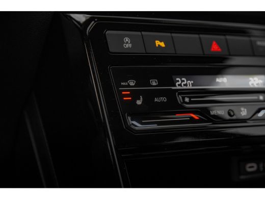 Volkswagen T-Cross Life Edition Inclusief €2000,- inruilvoordeel | 'App-Connect' draadloze smartphone integratie | A... ActivLease financial lease