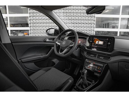 Volkswagen T-Cross Life Edition Inclusief €2000,- inruilvoordeel | 'App-Connect' draadloze smartphone integratie | A... ActivLease financial lease
