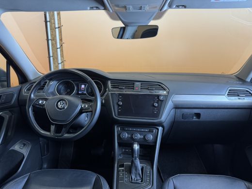 Volkswagen Tiguan Allspace 1.5 TSI Comfortline Business 7p. AUTOMAAT | NAVIGATIE | LEER | ActivLease financial lease