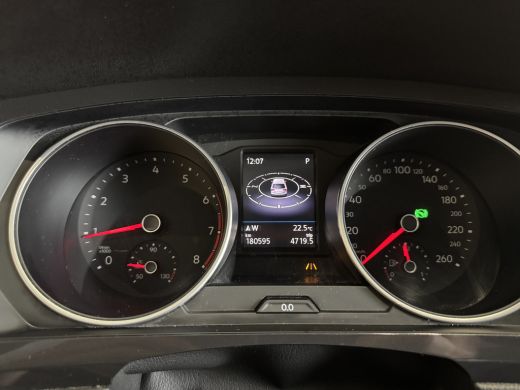 Volkswagen Tiguan Allspace 1.5 TSI Comfortline Business 7p. AUTOMAAT | NAVIGATIE | LEER | ActivLease financial lease