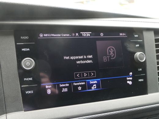 Volkswagen Transporter 2.0 TDI L2H1 28 | Lengte 2 | Leder | Uitgebreide Inrichting | Kasten | Trekhaak | Camera | Navigatie ActivLease financial lease