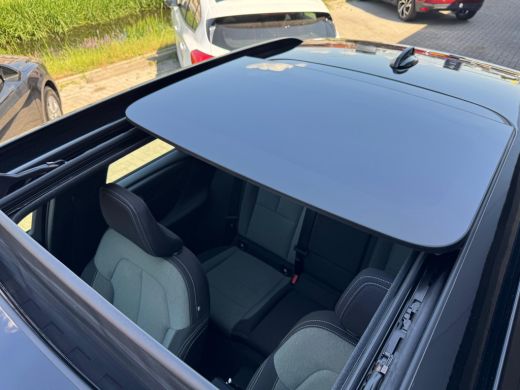 Volvo  XC40 1.5 T4 Recharge R-Design Expression nl-auto | camera | panodak ActivLease financial lease