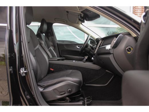 Volvo  XC60 2.0 D4 Momentum | 1e eigenaar | inc BTW | Camera | LED | Navi | PDC | Half-leder | 163 pk | Origi... ActivLease financial lease