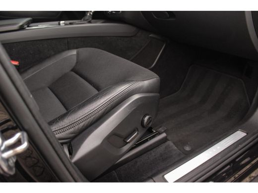 Volvo  XC60 2.0 D4 Momentum | 1e eigenaar | inc BTW | Camera | LED | Navi | PDC | Half-leder | 163 pk | Origi... ActivLease financial lease