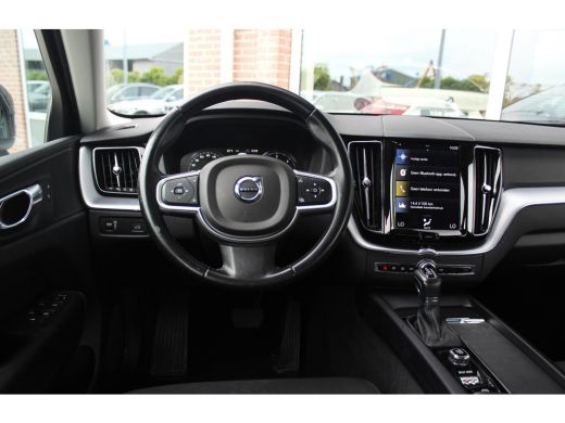Volvo  XC60 2.0 D4 Momentum | 1e eigenaar | inc BTW | Camera | LED | Navi | PDC | Half-leder | 163 pk | Origi... ActivLease financial lease