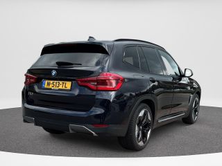 BMW iX3 High Executive 80 kWh | Trekhaak | Lederen bekleding | Privacy glas | Pano Dak |