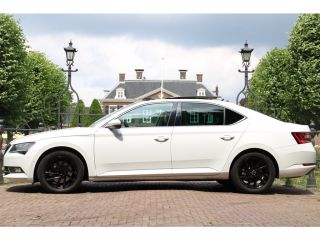 Skoda Superb 1.6 TDI AUTOMAAT | VOL! | TREKHAAK | PANO DAK | LEDER | ORIGINEEL NL! | NAVIGATIE | CANTON AUDIO ...