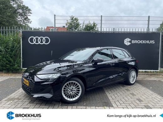 Audi A3 Sportback 30 TFSI Pro Line/17 inch velgen/Apple carplay/Parkeersensoren voor & achter Audi A3 Sportback 30 TFSI Pro Line/17 inch velgen/Apple carplay/Parkeersensoren voor & achter