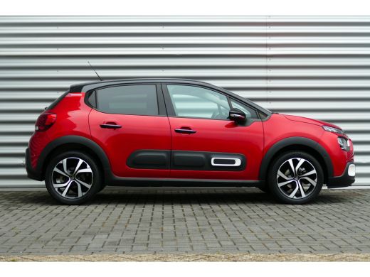 Citroën C3 Citroën 1.2 PURETECH 110PK SHINE / NAVI / CLIMA / LED / PDC / CAMERA / 17" LMV / WINTERPAKKET /BL... ActivLease financial lease