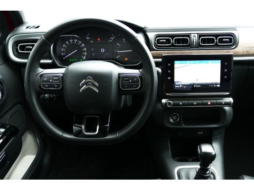 Citroën C3 Citroën 1.2 PURETECH 110PK SHINE / NAVI / CLIMA / LED / PDC / CAMERA / 17" LMV / WINTERPAKKET /BL... ActivLease financial lease