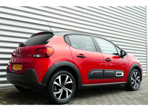 Citroën C3 Citroën 1.2 PURETECH 110PK SHINE / NAVI / CLIMA / LED / PDC / CAMERA / 17" LMV / WINTERPAKKET /BL... ActivLease financial lease