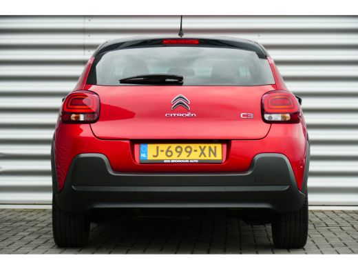 Citroën C3 Citroën 1.2 PURETECH 110PK SHINE / NAVI / CLIMA / LED / PDC / CAMERA / 17" LMV / WINTERPAKKET /BL... ActivLease financial lease