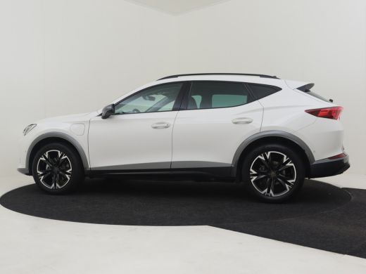 CUPRA Formentor 1.4 TSI e-Hybrid Essential 204pk | 360 camera | Park assist | Stuur + stoelverwarming | Keyless |... ActivLease financial lease