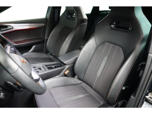 CUPRA Leon Sportstourer 1.4 e-Hybrid VZ 245PK DSG-6 Performance | TREKHAAK | NAVIGATIE | STUUR + STOELVERW. | 19 INCH ActivLease financial lease