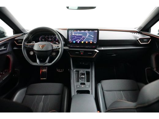 CUPRA Leon Sportstourer 1.4 e-Hybrid VZ 245PK DSG-6 Performance | TREKHAAK | NAVIGATIE | STUUR + STOELVERW. | 19 INCH ActivLease financial lease