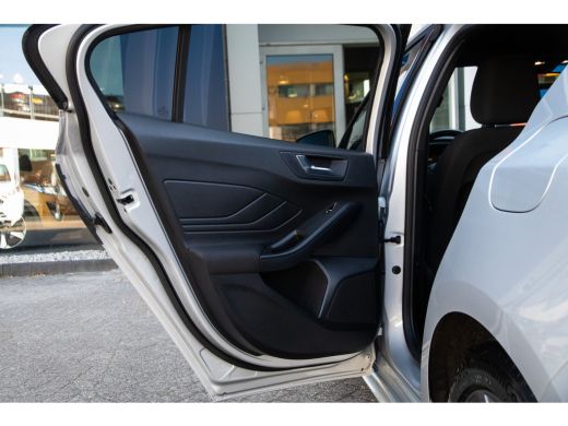 Ford Focus 1.0 EcoBoost Hybrid ST Line Style| Camera | Winterpack | Apple Carplay/Android Auto | Navigatie |... ActivLease financial lease