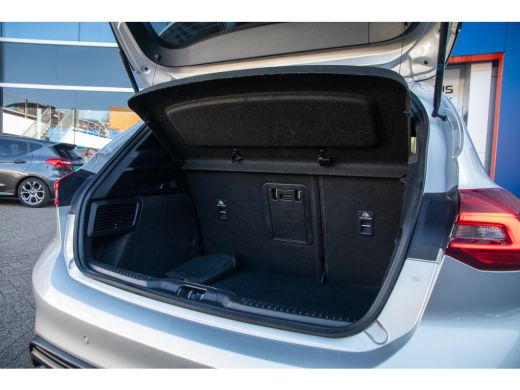 Ford Focus 1.0 EcoBoost Hybrid ST Line Style| Camera | Winterpack | Apple Carplay/Android Auto | Navigatie |... ActivLease financial lease