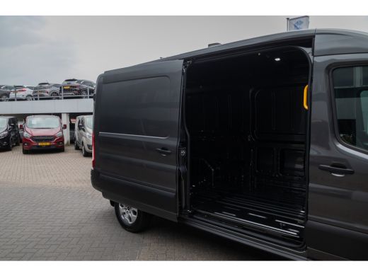 Ford Transit 350 2.0 TDCI L3H2 Limited € 7.250,- voorraadvoordeel | Keyless Entry | Trekhaak | Reservewiel | L... ActivLease financial lease