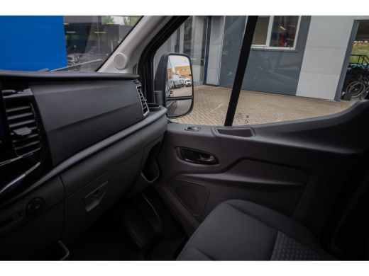 Ford Transit 350 2.0 TDCI L3H2 Limited € 7.250,- voorraadvoordeel | Keyless Entry | Trekhaak | Reservewiel | L... ActivLease financial lease