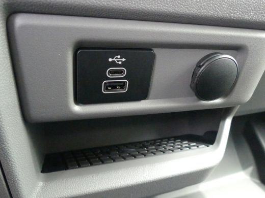 Ford Transit Custom 320 2.5 PHEV L2H1 Sport | Incl. BPM | B&O Audio | Driver Assistance Pack | Inklapbare Trekhaak | ActivLease financial lease