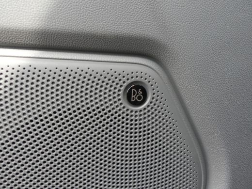 Ford Transit Custom 320 2.5 PHEV L2H1 Sport | Incl. BPM | B&O Audio | Driver Assistance Pack | Inklapbare Trekhaak | ActivLease financial lease