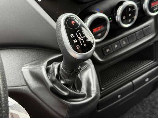 Iveco Daily 35S14 136 PK HI-MATIC AUTOMAAT / L2H3 / 1e EIG. / CRUISE / ECC / CAMERA / OPRIJPLANK / NAVI / 3-Z... ActivLease financial lease