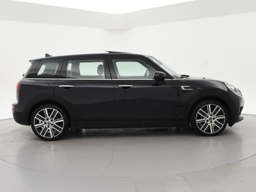 Mini Clubman 1.5 COOPER 136 PK + LEDER EXCLUSIEF | PANORAMA DRAADLOZE APPLE CARPLAY | STOELVERWARMING ActivLease financial lease
