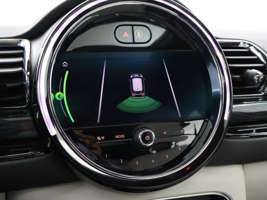 Mini Clubman 1.5 COOPER 136 PK + LEDER EXCLUSIEF | PANORAMA DRAADLOZE APPLE CARPLAY | STOELVERWARMING ActivLease financial lease