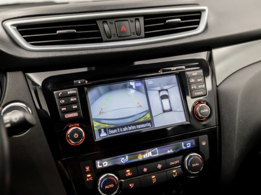 Nissan QASHQAI 1.2 N-Connecta Sport Automaat (PANORAMADAK, NAVIGATIE, 360 CAMERA, KEYLESS, SPORTSTOELEN, PARKEER... ActivLease financial lease