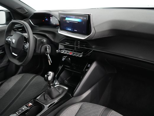 Peugeot 2008 1.2 PureTech 100 Allure | Achterbank in delen neerklapbaar | Achteruitrijcamera | Airco (automati... ActivLease financial lease