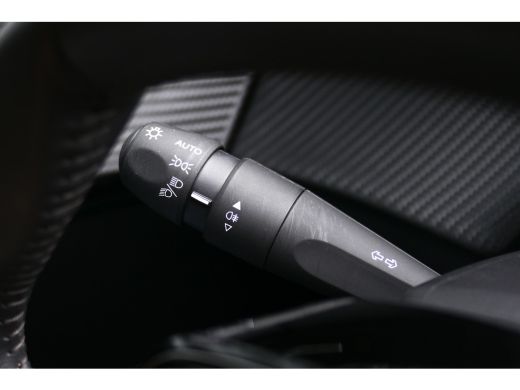 Peugeot 208 1.2 PURETECH 100PK ALLURE PACK / NAVI / LEDER / CLIMA / FULL-LED / PDC / CAMERA / 16" LMV / WINTE... ActivLease financial lease