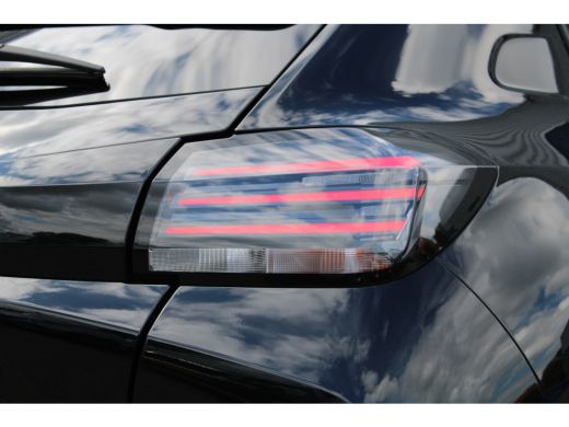 Peugeot 208 Hybrid 100 e-DCS6 Allure | Automaat | Navigatie | Camera | Adaptieve cruise control | Mild Hybrid... ActivLease financial lease