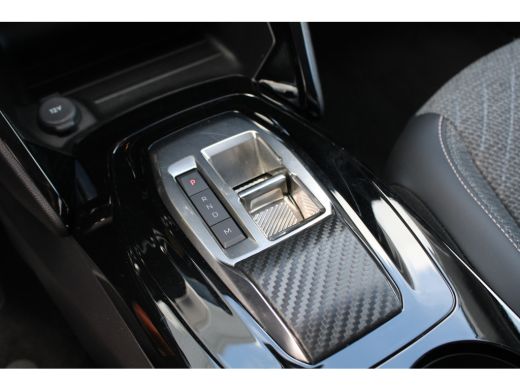 Peugeot 208 Hybrid 100 e-DCS6 Allure | Automaat | Navigatie | Camera | Adaptieve cruise control | Mild Hybrid... ActivLease financial lease