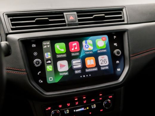 Seat Ibiza 1.0 TSI FR Business Intense (SCHUIFDAK, APPLE CARPLAY, GROOT NAVI, BEATS AUDIO, CAMERA, CLIMATE, ... ActivLease financial lease