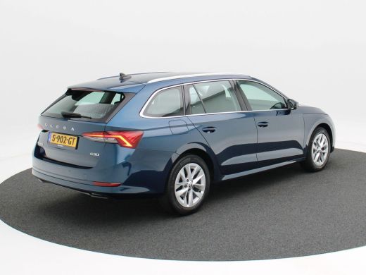 Skoda Octavia Combi 1.5 e-TSi 150 Pk Automaat Business Edition Plus | Adaptive Cruise | Carplay | Stoel Verwarm... ActivLease financial lease