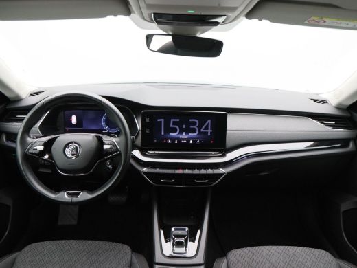 Skoda Octavia Combi 1.5 e-TSi 150 Pk Automaat Business Edition Plus | Adaptive Cruise | Carplay | Stoel Verwarm... ActivLease financial lease