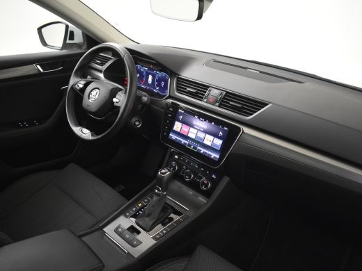 Skoda Superb Combi 1.4 TSI iV Business Edition Plus 218pk Panorama dak | Elektrische stoelen | Keyless | Navig... ActivLease financial lease