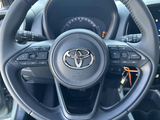 Toyota Aygo 1.0 VVT-i MT Pulse ActivLease financial lease