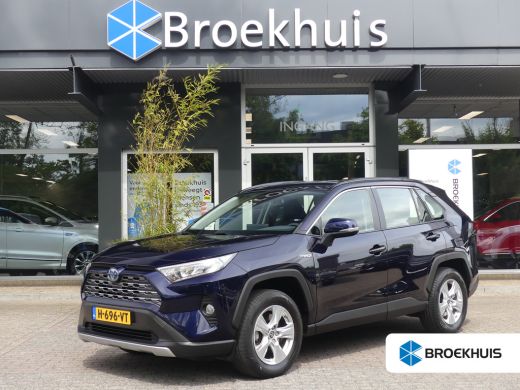 Toyota RAV4 2.5 Hybrid Active | ADAPTIVE CRUISE | CAMERA | APPLE CARPLAY/ANDROID AUTO | Toyota RAV4 2.5 Hybrid Active | ADAPTIVE CRUISE | CAMERA | APPLE CARPLAY/ANDROID AUTO |