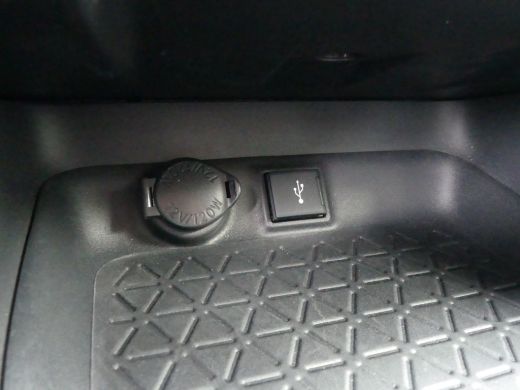 Toyota RAV4 2.5 Hybrid Active | ADAPTIVE CRUISE | CAMERA | APPLE CARPLAY/ANDROID AUTO | ActivLease financial lease