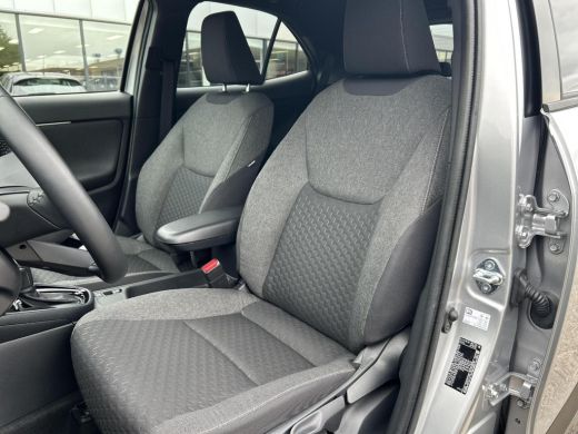 Toyota Yaris Cross 1.5 Hybrid 115 First Edition | Apple CarPlay | Navigatie | Stoel / Stuur verwarming | Rijklaarpri... ActivLease financial lease