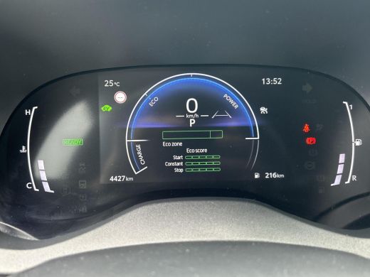 Toyota Yaris Cross 1.5 Hybrid 115 First Edition | Apple CarPlay | Navigatie | Stoel / Stuur verwarming | Rijklaarpri... ActivLease financial lease