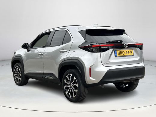 Toyota Yaris Cross 1.5 Hybrid 115 First Edition | Apple CarPlay | Navigatie | Stoel / Stuur verwarming | Rijklaarpri... ActivLease financial lease